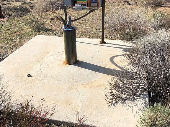4th image of Pelona Canyon Road Vic Eager