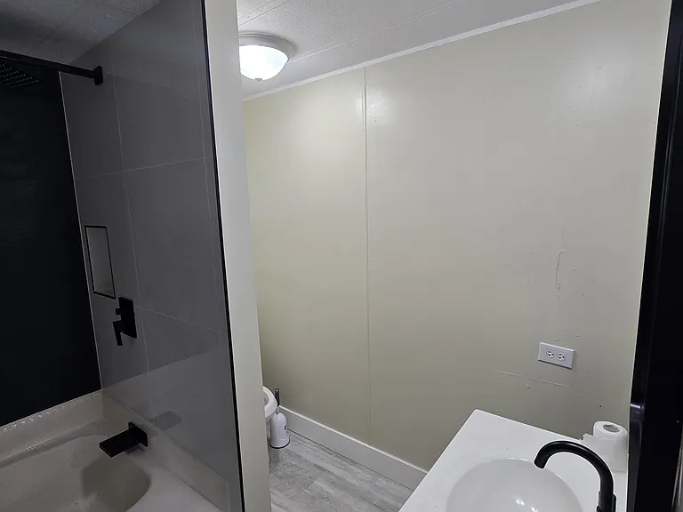 6530 Sutherland Ave — Photo 11