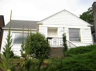 8245 15th Ave NE, Seattle, WA 98115