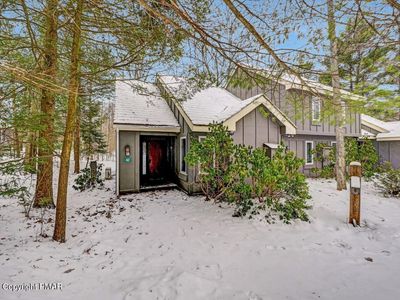42 Alpine, Lake Harmony, PA, 18624