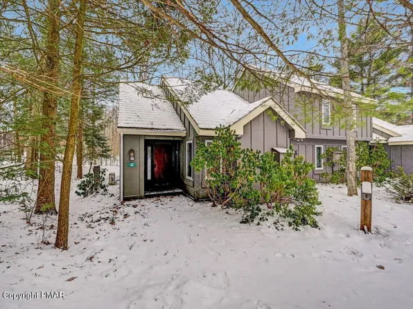 42 Alpine, Lake Harmony, PA 18624