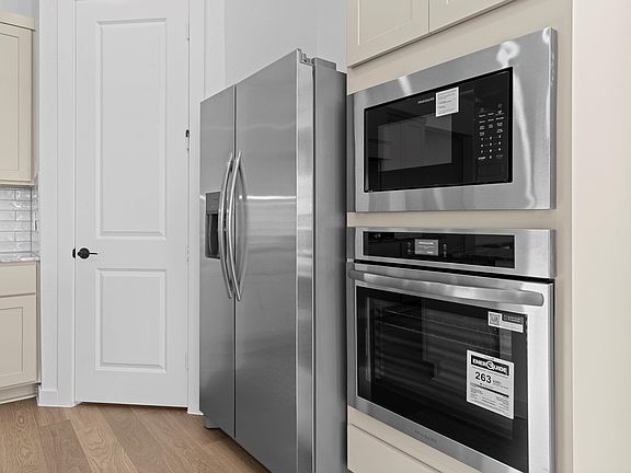 6th image of this home