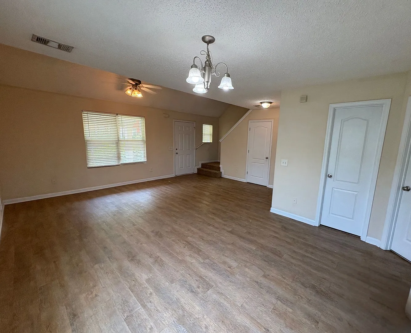Roommate Matching Home! Pre-Leasing For August 2 2027! — Photo 4