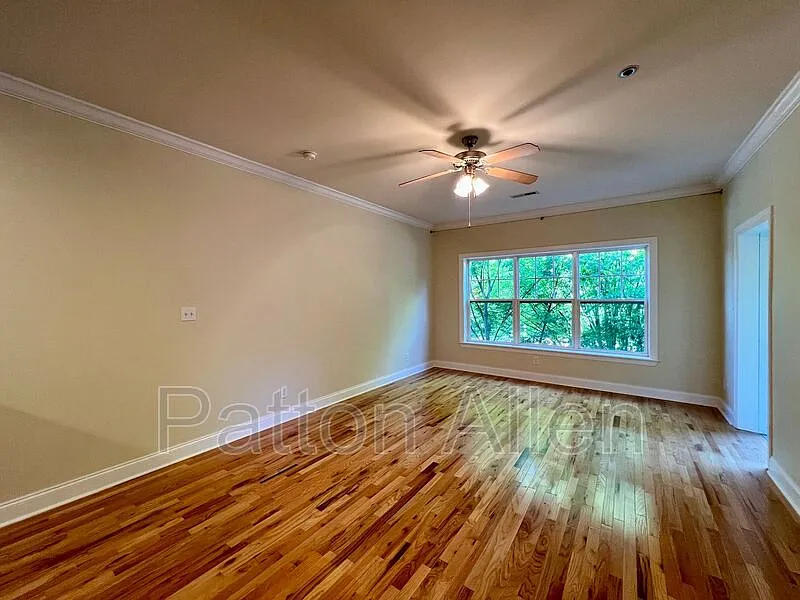 1 bed, 1.0 bath, 675 sqft, $1,595 — Photo 3
