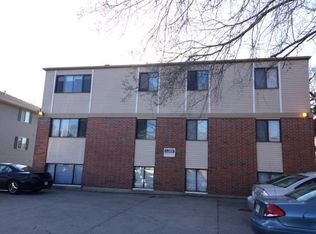 646 S Dodge St APT 7, Iowa City, IA 52240