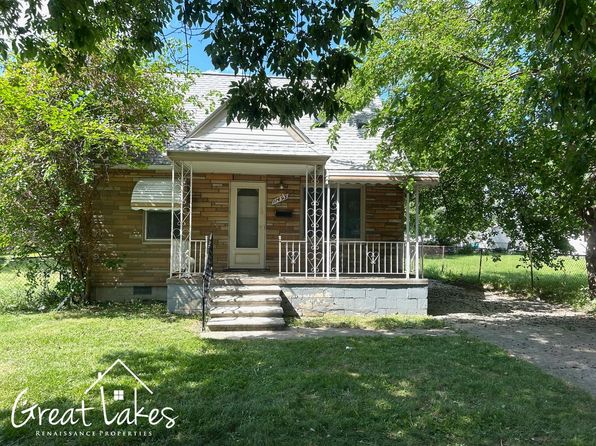 11493 Maxwell Ave