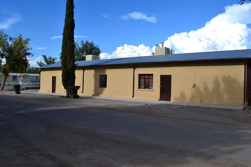 2nd image of 220 E San Miguel St #1-2-3