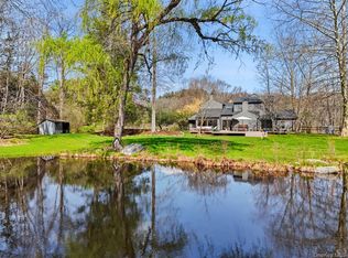 2 Reynolds Lane, Katonah, NY 10536