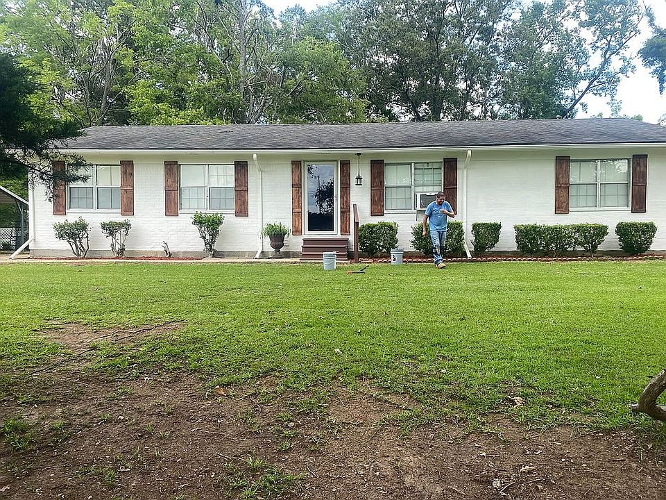 1st image of 1827 Girard Rd