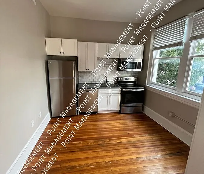 19 Franklin Rd SW #1 — Photo 1