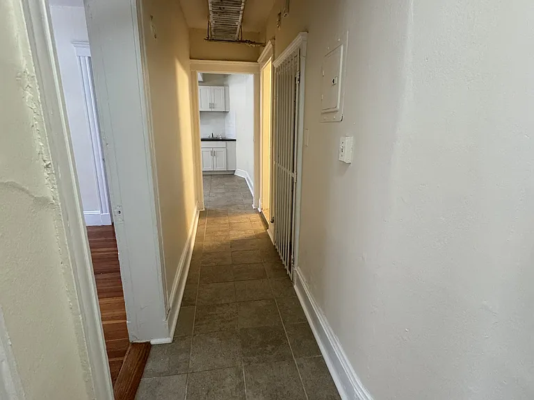 17 Barrows St — Photo 3