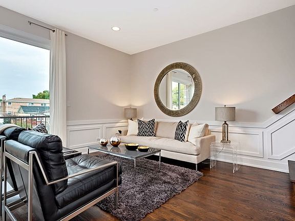 4th image of 7504 W Diversey Ave