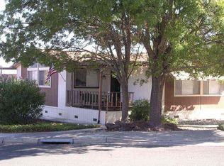 375 Walnut Dr, Lakeport, CA