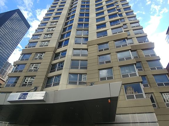 2nd image of 440 N Wabash Ave APT 609