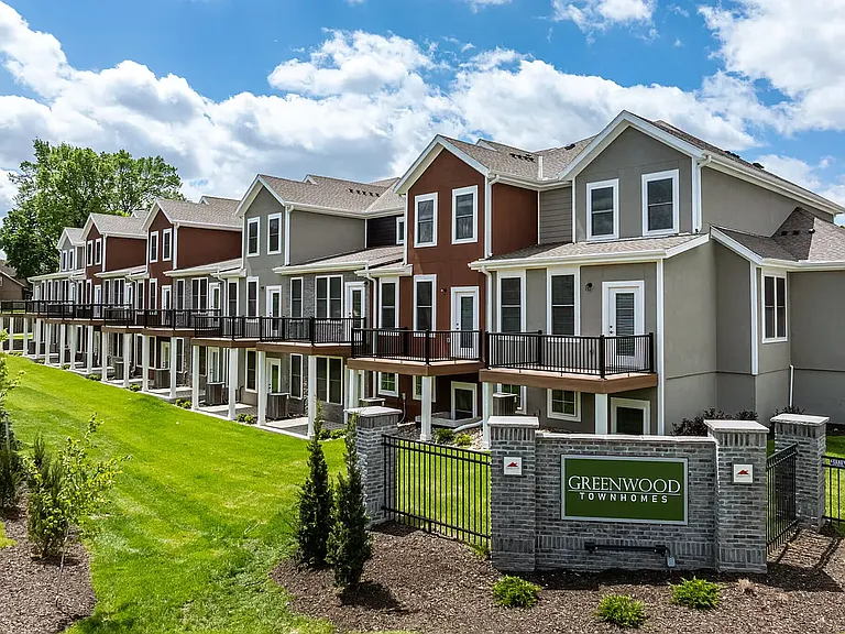 Greenwood Townhomes — Photo 31