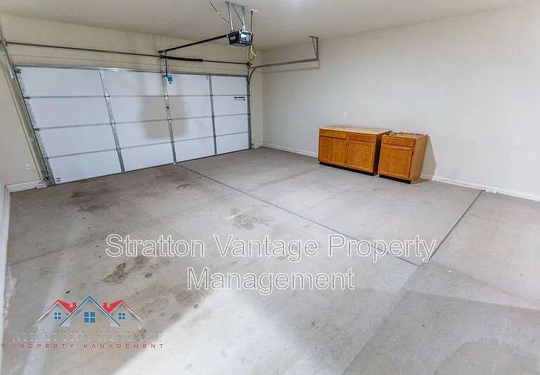 9385 E Orange Grove St — Photo 40