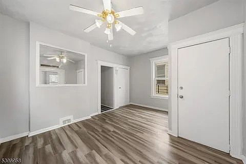 3rd image of 107 Randolph Ave Floor 2
