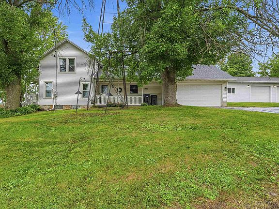 5th image of N1911 Hilltop Rd