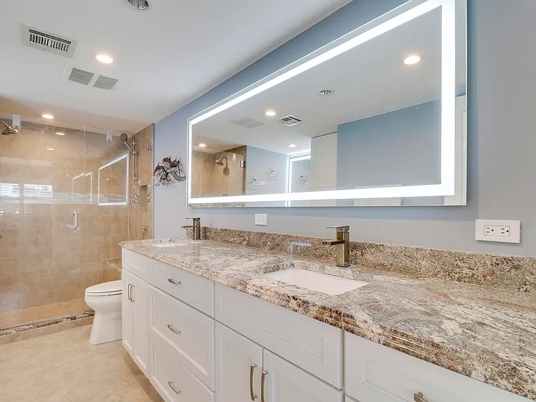 515 Bay Colony Dr N — Photo 27