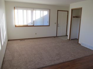 300 Marvin Elwood Rd, Monticello, MN 55362