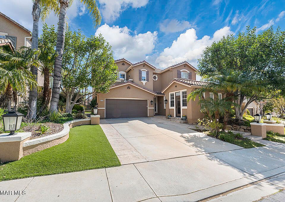 1st image of 480 Canyon Crest Dr