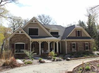 N1848 Cain Ln, Lake Geneva, WI 53147