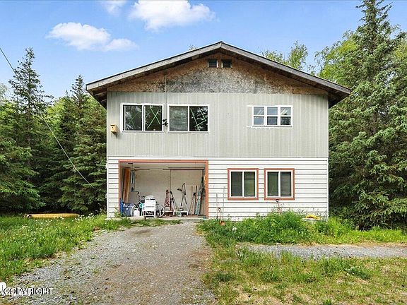 3rd image of 63735 Caribou Ln