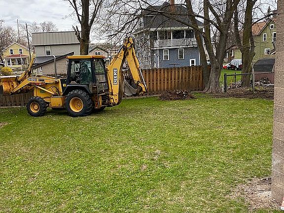 Backyard (138 Fisher St)