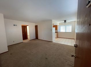 9530 Hyde Park Dr APT D, Saint Louis, MO