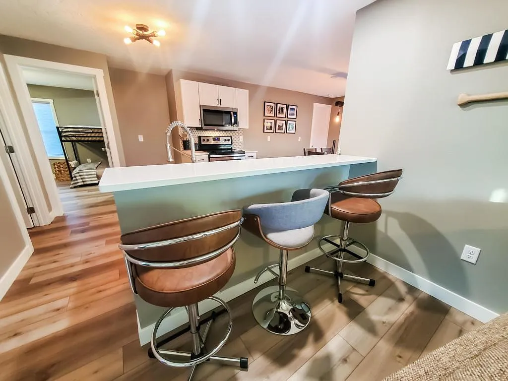 435 Lincoln Ave — Photo 4