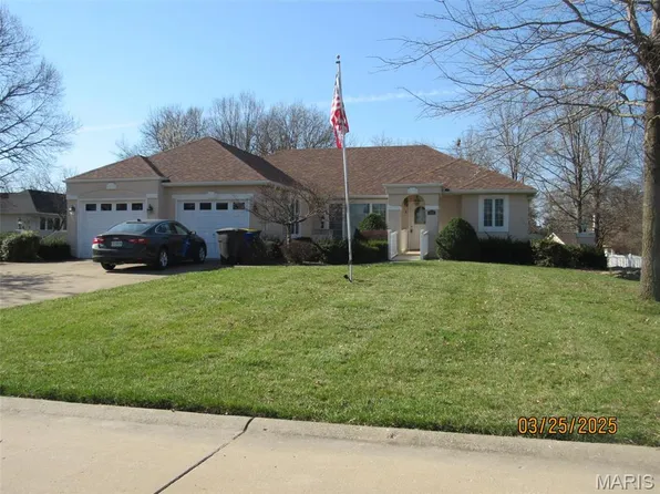 149 Bluffview Dr, Troy, MO 63379