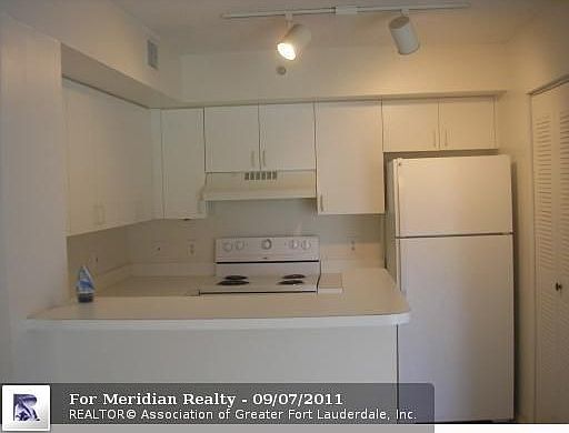 3rd image of 12154 Saint Andrews Pl APT 104