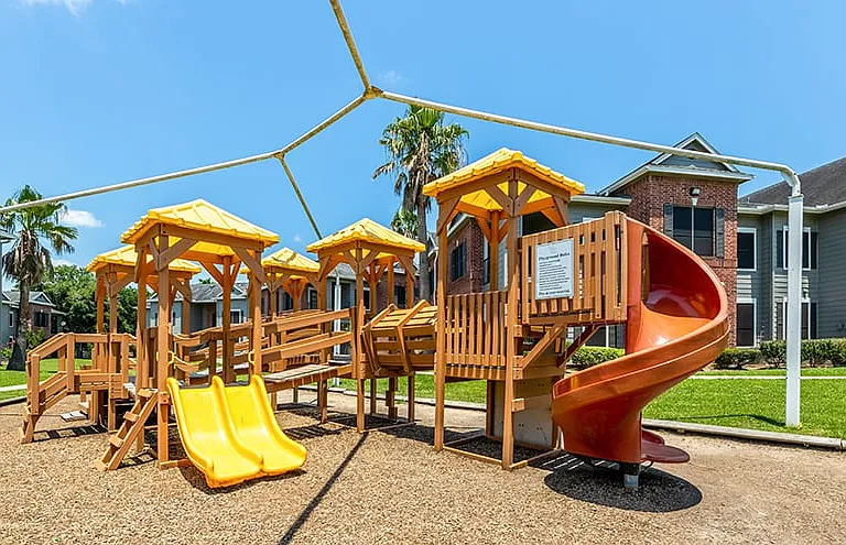 Trinity Oaks Apartment Homes — Photo 42