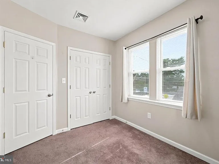 200 Wanamaker Ave #2 — Photo 10