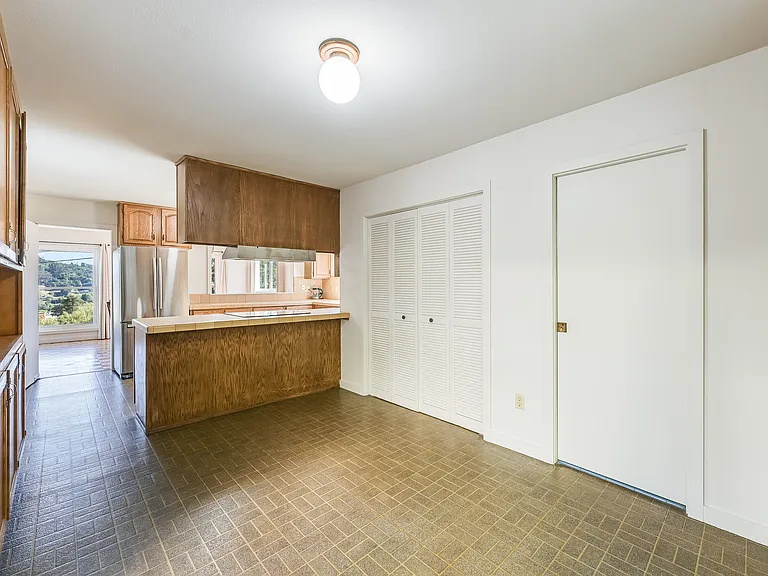324 Laurel Pl — Photo 49
