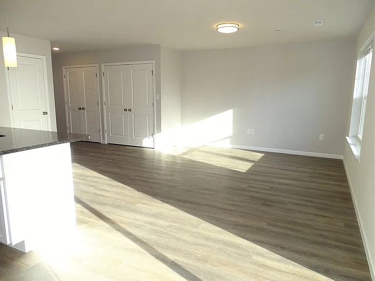 21 Cobblestone Ct — Photo 4
