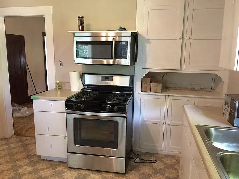 79 N 200 E — Photo 3