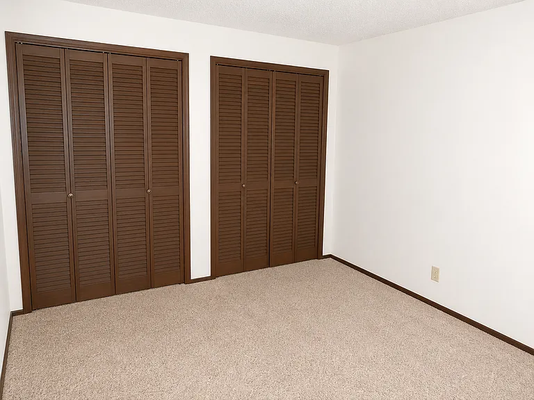 2nd Bedroom Closet Doors