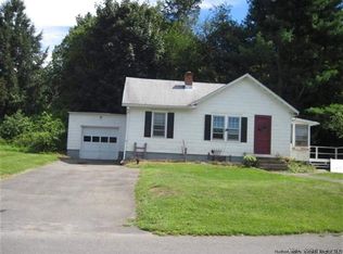 16 Lake Rd, Lake Katrine, NY 12449