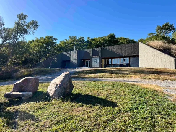 84109 561st Ave, Norfolk, NE 68701