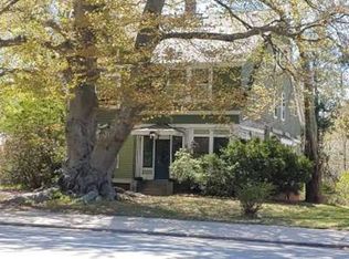 676 Pleasant St APT 3, Worcester, MA 01602