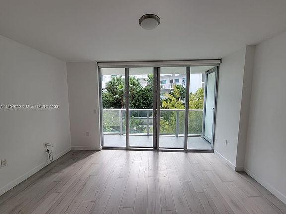 5th image of 6610 Indian Creek Dr APT 303
