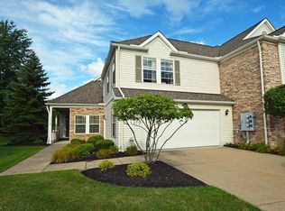 364 W Legend Ct #A, Highland Heights, OH 44143