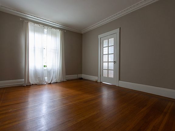 4th image of 2388 Union St #2