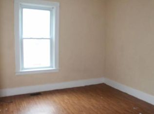 12 Whitney St #1, Worcester, MA 01610