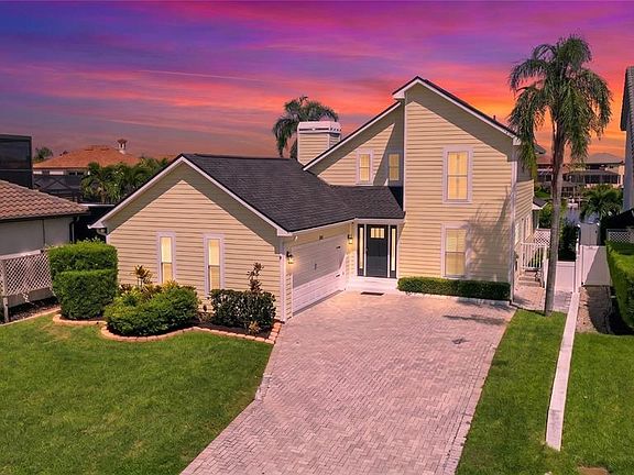 4th image of 931 SYMPHONY ISLES BOULEVARD