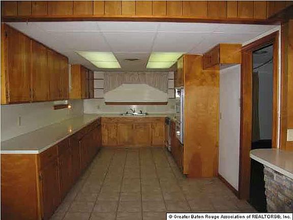 2nd image of 18356 King George Bay Rd