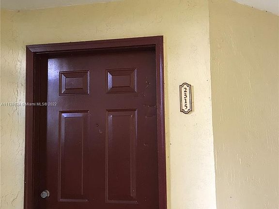 3rd image of 417 Vista Isles Dr APT 2315