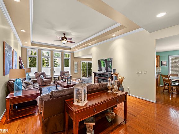 5th image of 40134 Riverbend Dr