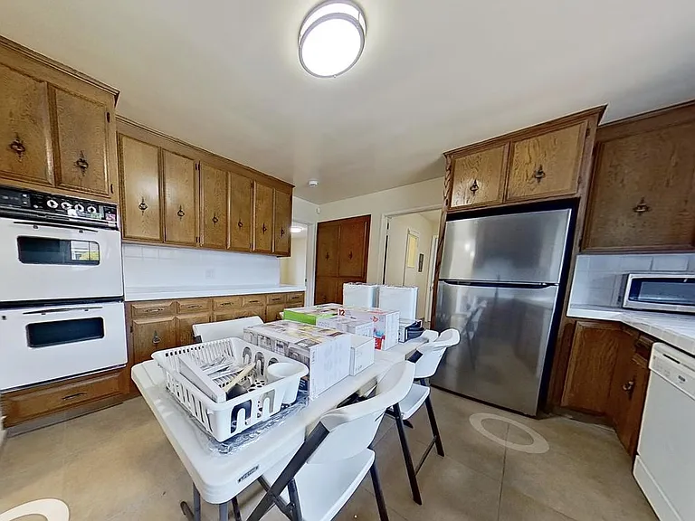 22565 Norwood Dr — Photo 12